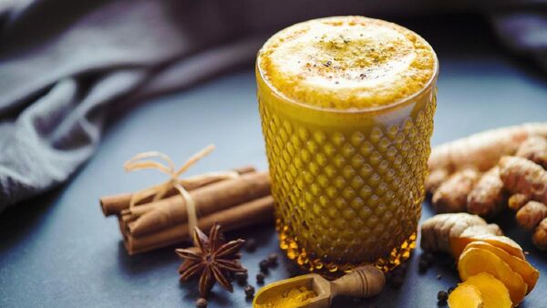 Nutricionista cita alimentos que te pueden ayudar a combatir el Covid
