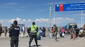 Chile ordenó el cierre de su frontera con Bolivia por brote de COVID entre sus funcionarios de aduana