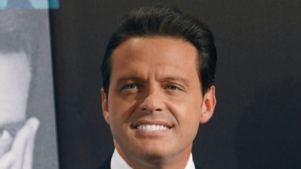 Diario HOY | Nuevas fotografías de Luis Miguel enloquecen a fanáticos en internet