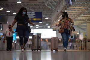 Brasil levanta la suspensión a los vuelos desde seis países de África - Mundo - ABC Color