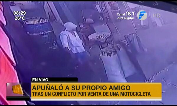 Apuñaló a su propio amigo en pleno Mercado 4 | Telefuturo