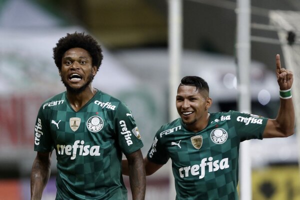 Caso Luiz Adriano: pulgar abajo del Palmeiras y con otro club interesado