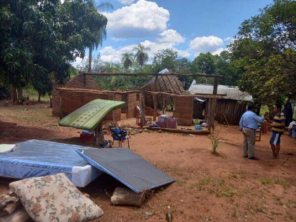 Temporal deja más de 100 casas destechadas en Acahay