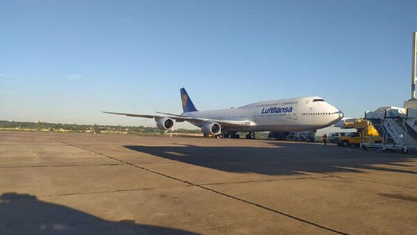 Aterriza en el Silvio Pettirossi un Boeing 747, la reina del cielo