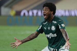 Caso Luiz Adriano: pulgar abajo del Palmeiras y con otro club interesado