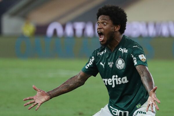Caso Luiz Adriano: pulgar abajo del Palmeiras y con otro club interesado
