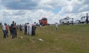 Vuelco fatal en Santaní: Cinco víctimas fatales - SNT