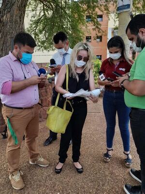 Incautan CCTV y celulares de involucrados en el “bloqueo” a la fiscala Sandra Ledesma - Nacionales - ABC Color