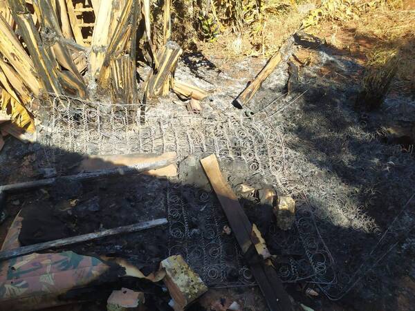Crónica / Tóxica no era aceptada por familia de su chico'i y quemó casa de su cuñada