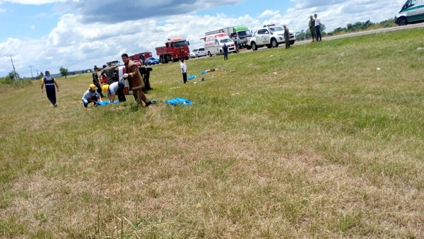Cinco personas mueren en trágico accidente de tránsito en Santaní - Megacadena — Últimas Noticias de Paraguay
