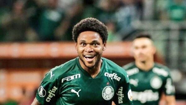 Luiz Adriano responde a propuesta de Botafogo