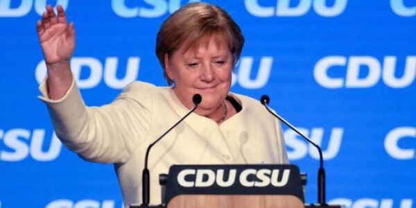Merkel renuncia al título de presidenta honoraria del partido Unión Demócrata Cristiana