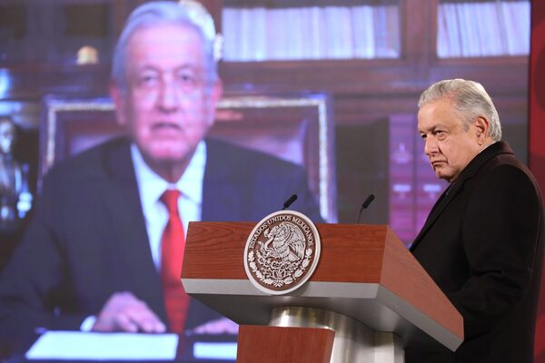 López Obrador celebra la "buena adquisición" de la refinería Deer Park - MarketData
