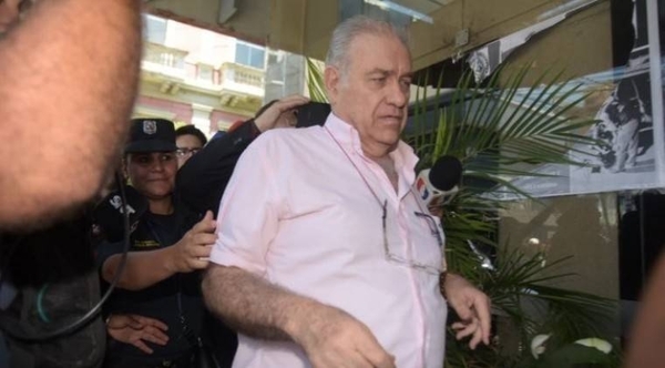 Diario HOY | Cámara de Apelación revoca libertad de González Daher y ordena su arresto domiciliario