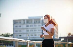 Multarán a quienes no usen o se pongan mal la mascarilla en Quito