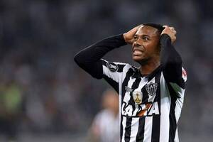 Crónica / Víctima de Robinho alienta a las mujeres a tomar coraje y denunciar a sus violadores