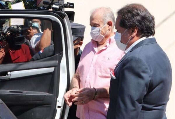 Revocan libertad ambulatoria de Ramón González Daher - Megacadena — Últimas Noticias de Paraguay