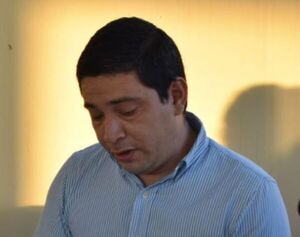 Director de Mercados denuncia persecución política en IPS, por destitución de su esposa