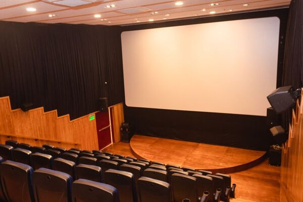 El Cine Las Hortensias fue habilitado en Pilar - Cine y TV - ABC Color