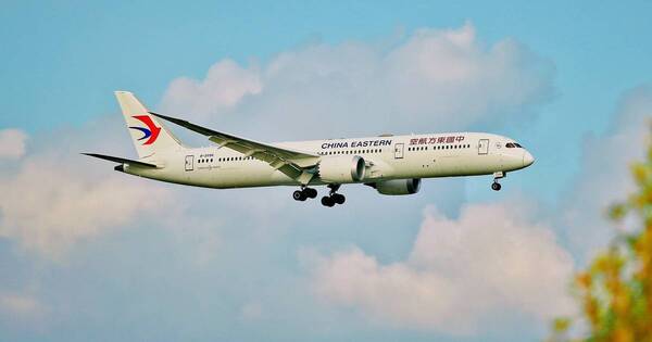 La Nación / EEUU suspende 44 vuelos chinos en represalia a restricciones