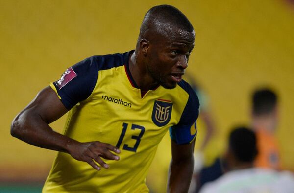 Ecuador llama al artillero Enner Valencia para partidos con Brasil y Perú - Fútbol - ABC Color