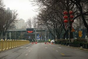 Pareja china se compromete tras quedar atrapada en una cita por el confinamiento