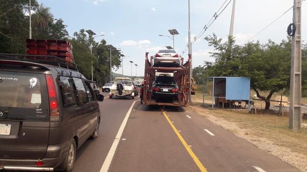 Liberan camión atascado en la ruta Luque-San Ber - Nacionales - ABC Color