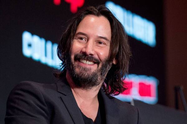 Crónica / Keanu Reeves pidió sólo dos autógrafos en su vida y en uno le pusieron: "que te jodan"