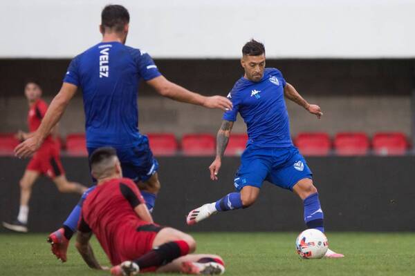 Crónica / El paraguayo que se lució en la goleada de Vélez