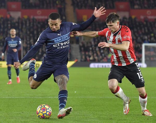 El Manchester City se estanca en St. Mary’s - Fútbol Internacional - ABC Color