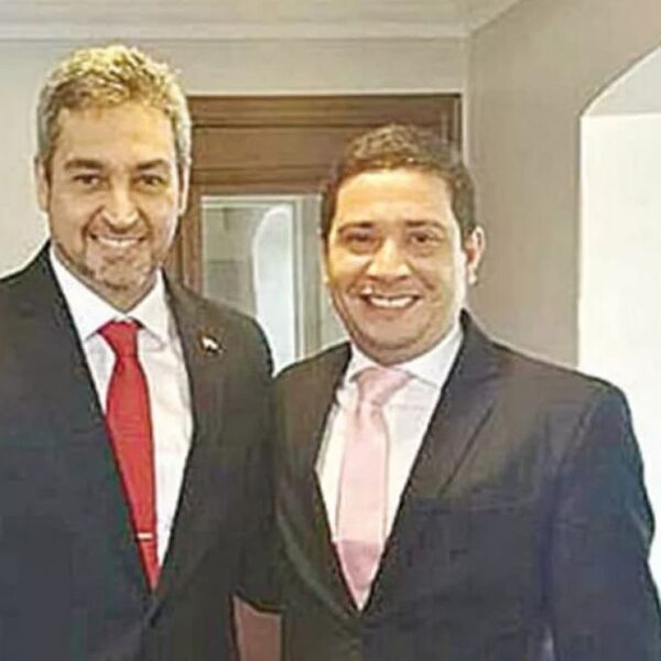 Juan Villalba denuncia persecución política de Marito tras destitución de su esposa del IPS