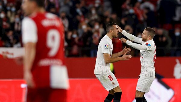 Sevilla salva un punto con un estelar 'Papu' Gómez
