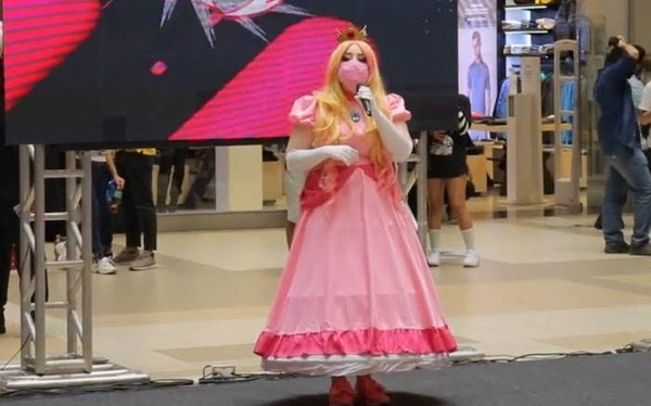 Diario HOY | K-Pop, Cosplay, instagramers y más en San Bernardino