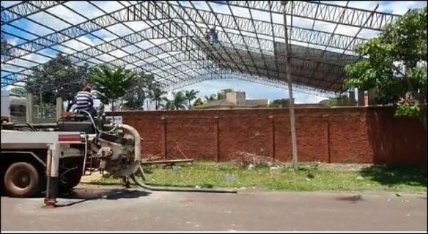 Intendente acompaña y verifica avance de obras en Colegio Nacional Defensores del Chaco