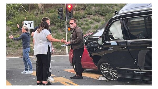 Arnold Schwarzenegger, implicado en un accidente de tránsito múltiple en Los Ángeles