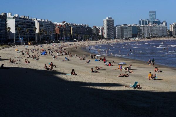 Uruguay registra 11.033 casos nuevos y 19 fallecidos con covid-19 - Mundo - ABC Color