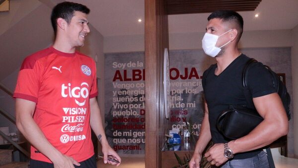 Nuevo cambio: Fernández se baja de la Albirroja y Patiño entra en su lugar