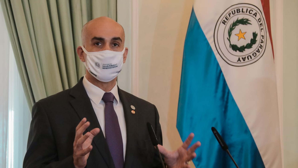 "Me cansé de proteger la institución de empresarios y varios políticos"