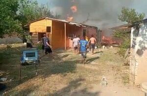 Precarias viviendas se incendian en Bañado Norte