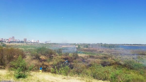 Bomberos reportan nuevo incendio en la Costanera de Asunción