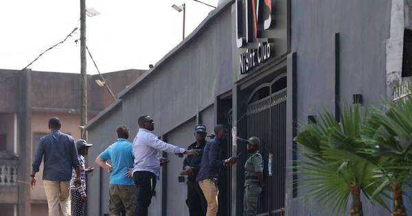 La Nación / Al menos 16 personas murieron en un incendio en discoteca en Camerún