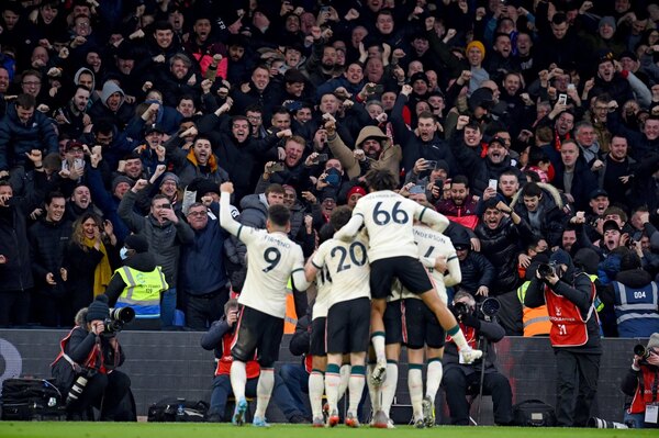 Liverpool derrota al Crystal Palace y recorta distancia con el líder