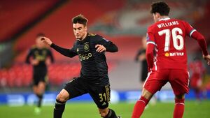 El Barcelona negocia con Ajax por Nicolás Tagliafico