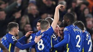 Chelsea doblega a Tottenham con un gran Hakim Ziyech