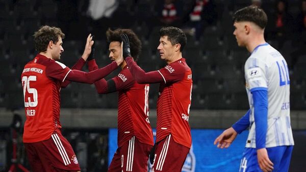 Lewandowski no marca, pero el Bayern golea