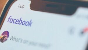 Malevo balea a joven que ofreció su celu por Facebook