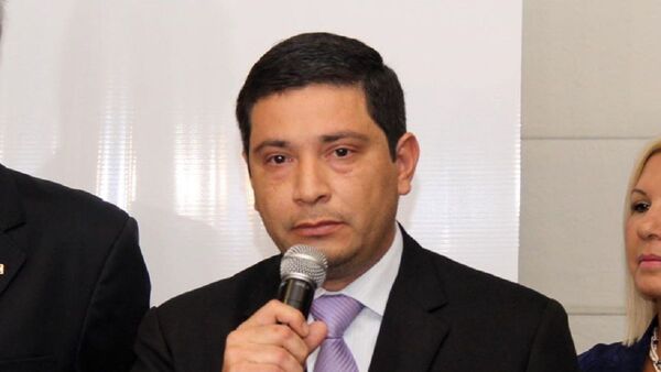 Director del Mercado 4 pide no perseguir a colorados en el Gobierno