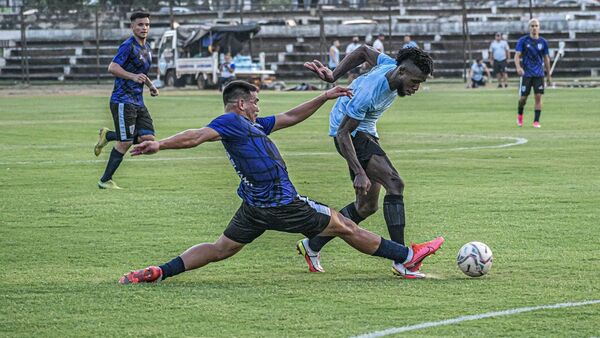 Guaireña y Ameliano firman empate en intenso amistoso