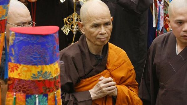 Funeral del monje budista Thich Nhat Hanh, padre del mindfulness