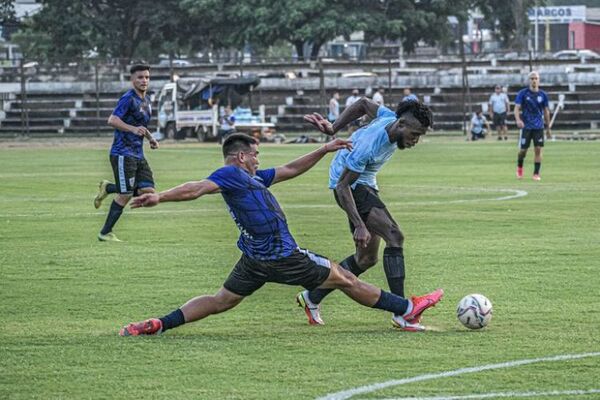 Guaireña y Ameliano firman empate en intenso amistoso